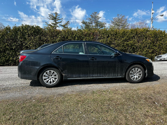 2012 Toyota Camry LE in Cars & Trucks in Ottawa - Image 4