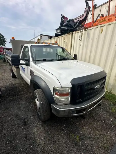 2008 FORD F-550 XL 4x4 Dump Truck (S/A) Ford V8 6.4 L diesel engine automatic transmission 7000 poun...