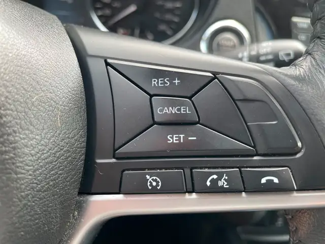 2017 Nissan Rogue SV AWD, ALLOY, SUNROOF in Cars & Trucks in Charlottetown - Image 18