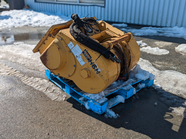 Treuil de bouteur Allied H6H heures NAN en bon état in Heavy Equipment in Rouyn-Noranda