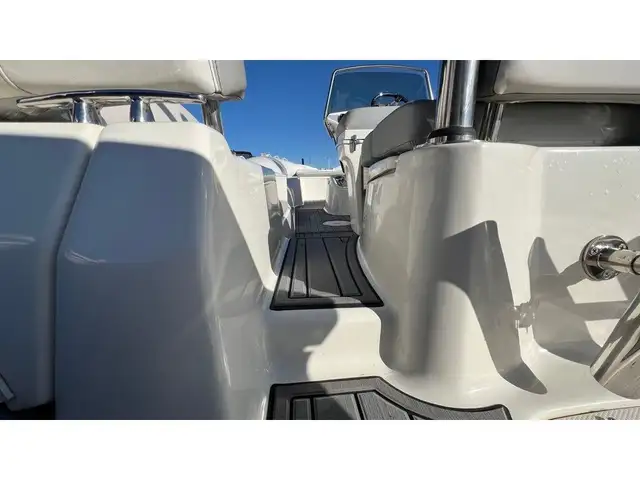 2019 Zodiac N-ZO 680 in Powerboats & Motorboats in Québec City - Image 21