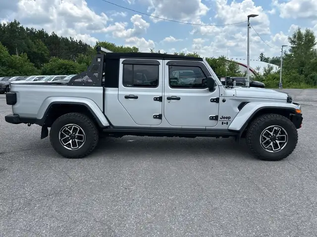 2022 Jeep Gladiator Gladiator S in Cars & Trucks in Ottawa - Image 15