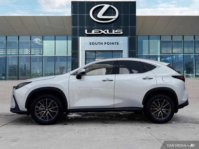 2022 Lexus NX 350h SIGNATURE HYBRID AWD in Cars & Trucks in Edmonton - Image 3
