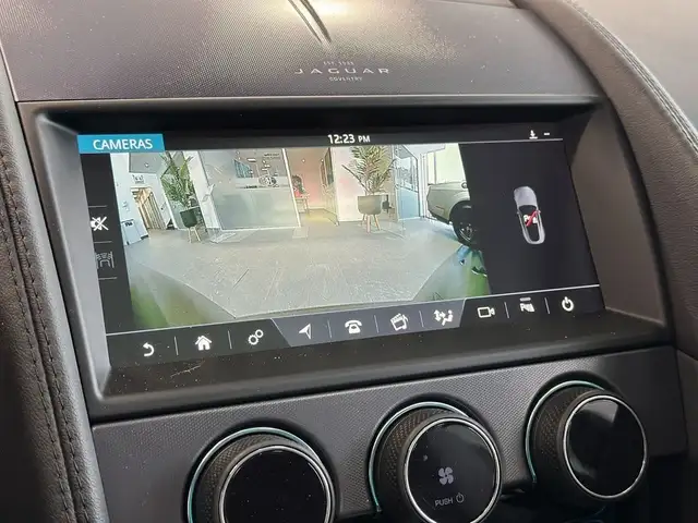 2021 Jaguar F-TYPE P300 TOIT VITRE SUEDE CARPLAY in Cars & Trucks in Laval / North Shore - Image 29