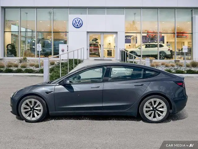 2023 Tesla Model 3 Long Range in Cars & Trucks in Abbotsford - Image 3