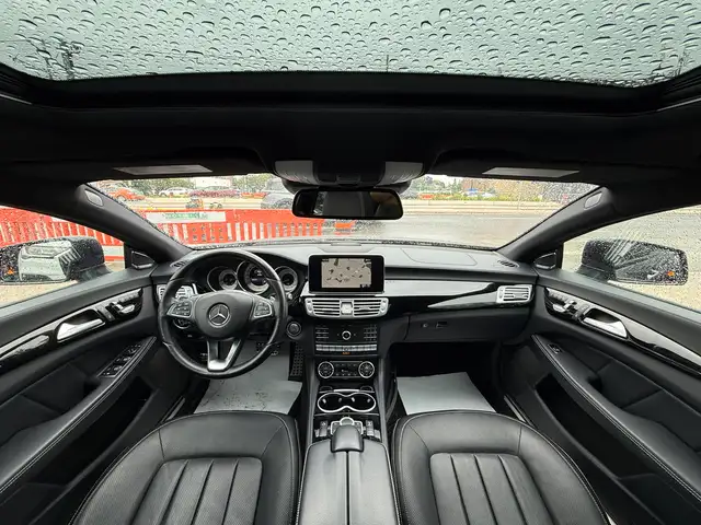 2017 Mercedes-Benz CLS-Class 550 //AMG SPORT | HARMAN KARDON | S dans Autos et camions dans Ville de Toronto - Image 14