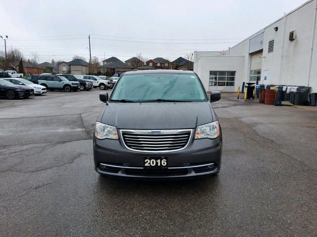  2016 Chrysler Town & Country Touring in Cars & Trucks in Peterborough - Image 2