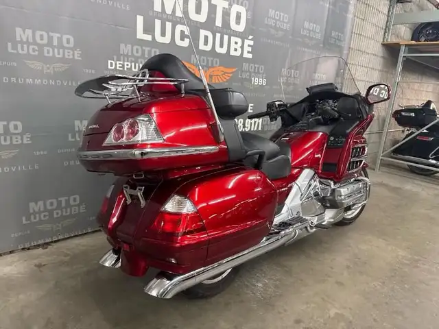 2010 Honda GL1800 Goldwing in Street, Cruisers & Choppers in Drummondville - Image 5