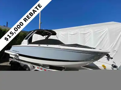 The 2023 Chaparral 287 SSX is a premium luxury bowrider designed for boaters seeking top-tier perfor...
