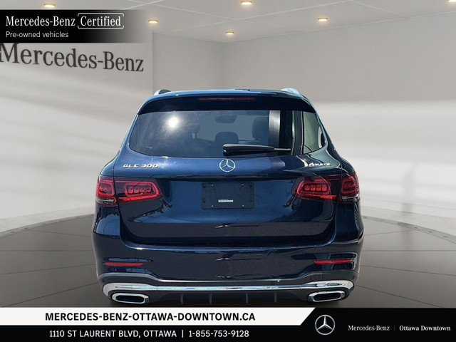2021 Mercedes-Benz GLC300 4MATIC SUV in Cars & Trucks in Ottawa - Image 3