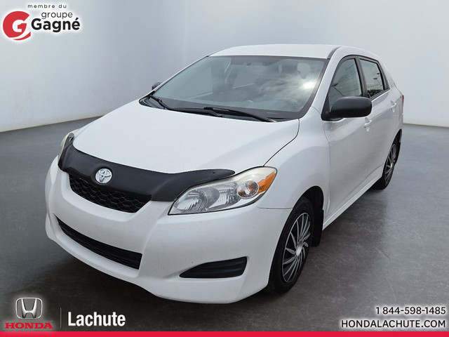 Toyota Matrix Familiale automatique 4 portes à traction 2012 à v in Cars & Trucks in Laurentides