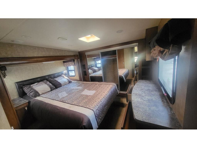 2014 KZ 325RLT ***130$SEM A 8.49% POUR 120 MOIS*** in Travel Trailers & Campers in Longueuil / South Shore - Image 3