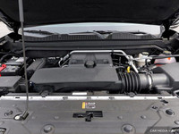 This GMC Canyon has a strong Turbocharged Gas I4 2.7L/ engine powering this Automatic transmission.... (image 7)