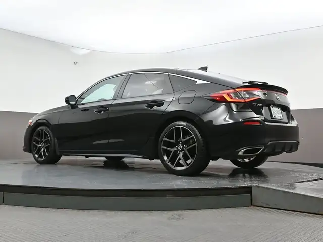 2024 Honda Civic One Owner & Fully Certified Sport Touring, Leat in Cars & Trucks in City of Halifax - Image 41