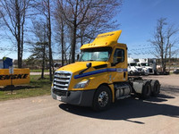 2019 FREIGHTLINER T12664ST;Heavy Duty Trucks - CONVENTIONAL W/O SLEEPER Penske Location 525 MACNAUGH... (image 2)