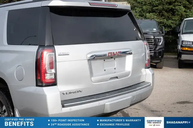 2017 GMC Yukon DenaliLOW KM | CLEAN CARFAX in Cars & Trucks in Calgary - Image 12