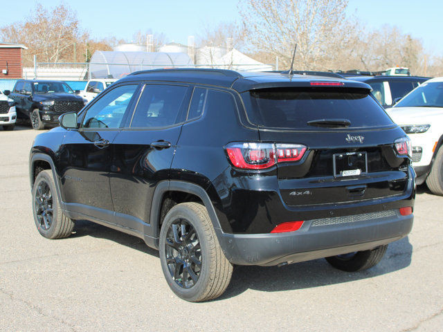 2025 Jeep Compass Altitude in Cars & Trucks in Calgary - Image 2