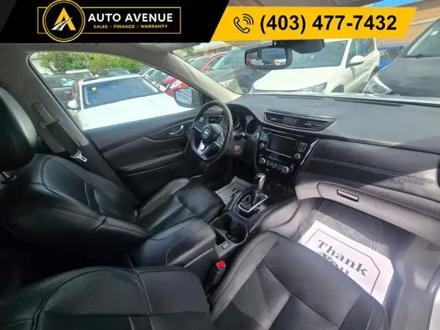 2018 Nissan Rogue SL - HEATED STEERING WHEEL, LEATHER HEATED SEA dans Autos et camions dans Calgary - Image 18