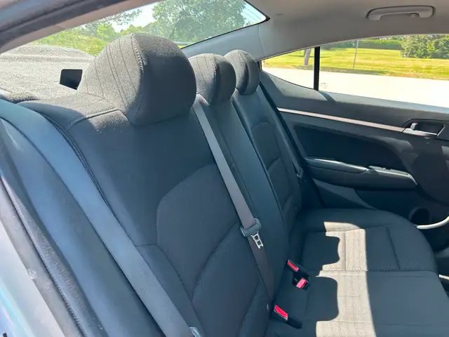 2020 Hyundai Elantra Preferred in Cars & Trucks in Markham / York Region - Image 17