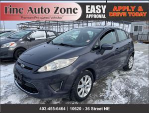 2012 Ford Fiesta SE :: ONE OWNER, LOW MILEAGE