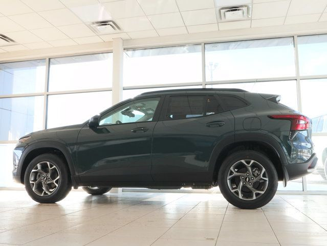 2025 Chevrolet Trax LT in Cars & Trucks in Lloydminster - Image 3