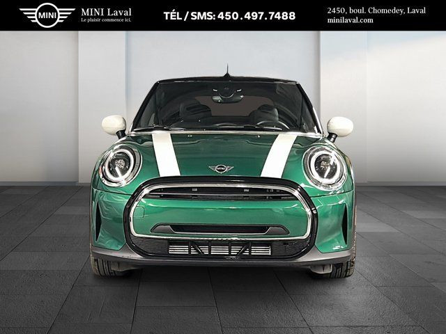 2023 MINI Cabriolet Cooper | Ligne Première | Accès confort in Cars & Trucks in Laval / North Shore - Image 3