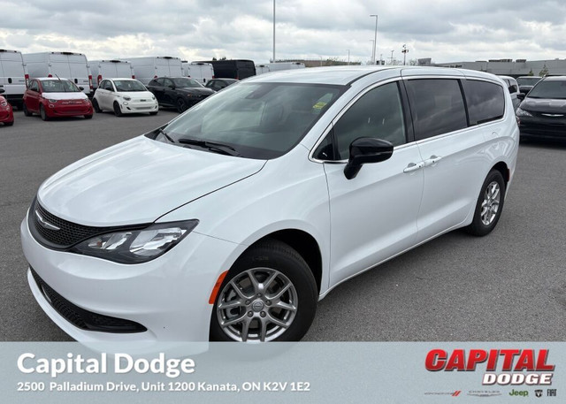 2025 Chrysler Grand Caravan SXT in Cars & Trucks in Ottawa