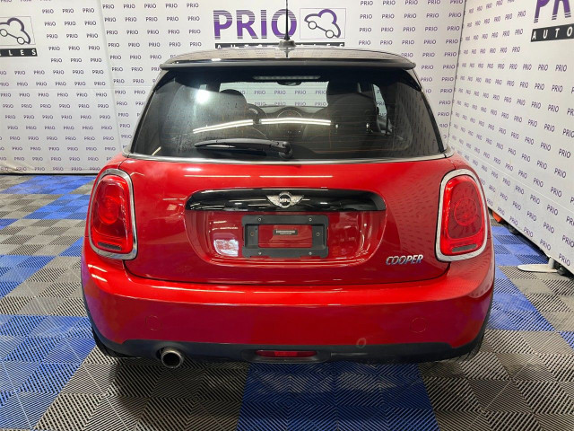 2017 MINI Cooper Hardtop in Cars & Trucks in Ottawa - Image 4