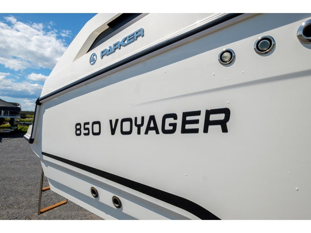  2022 Parker 850 Voyager in Powerboats & Motorboats in Québec City - Image 4