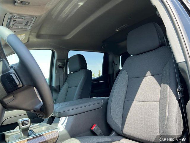 2025 Chevrolet Silverado 1500 RST 4WD Crew Cab | Heated Seats in Cars & Trucks in Strathcona County - Image 3
