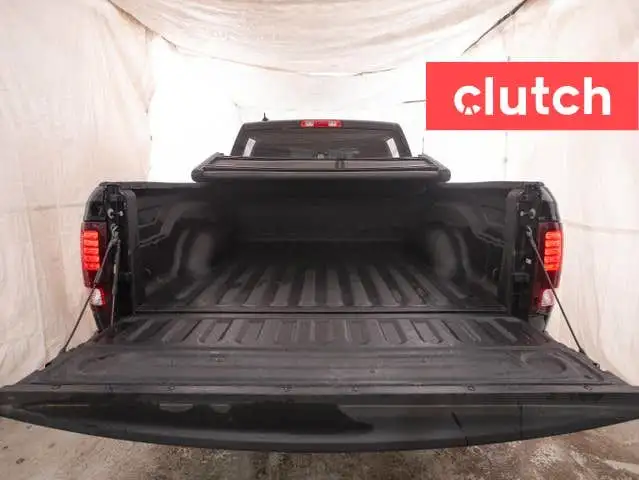 2021 Ram 1500 Classic Warlock Crew Cab 4x4 w/ Apple CarPlay & An in Cars & Trucks in City of Toronto - Image 42