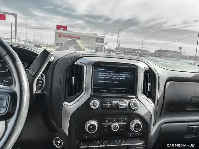 2022 GMC Sierra 1500 Limited Elevation 5.3L Double Cab in Cars & Trucks in Winnipeg - Image 12