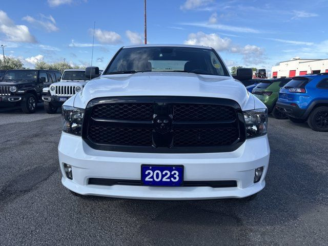 2023 Ram 1500 Classic EXPRESS**CREW**4X4**HEMI**8.4 in Cars & Trucks in Mississauga / Peel Region - Image 2