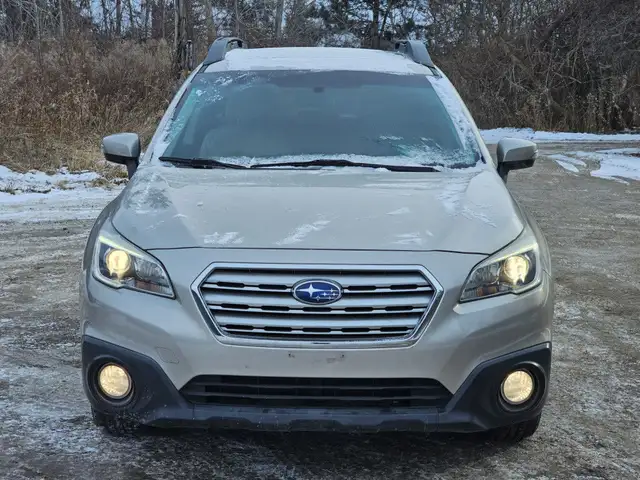 2015 Subaru Outback 2.5i Premium 4dr All-wheel Drive CVT in Cars & Trucks in City of Toronto - Image 10