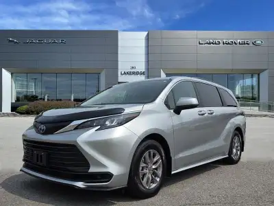 Fresh Detail, AWD, 3rd row seats: split-bench, 6 Speakers, Alloy wheels, Apple CarPlay/Android Auto,...