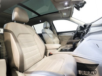 2022 Volkswagen Atlas Execline, !! FULLY LOADED !! Racing Green Metallic on Shetland Grey, R-Line Pa... (image 5)