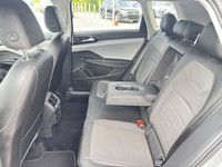 Volkswagen Taos Comfortline 4MOTION 2022 2022 Volkswagen Taos Comfortline 4MOTION Engine: Moteur à 4... (image 4)