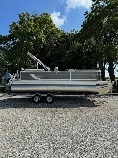 2025's are here! Godfrey 2286SBX Sport Tri Toon. Whether it's a day out to catch some fish or a day...