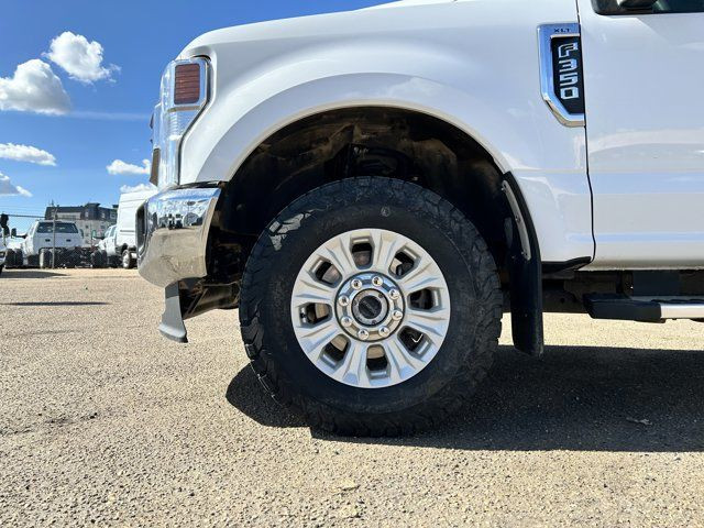 2022 Ford Super Duty F-350 SRW XLT CrewCab 160 | Rear Cam in Cars & Trucks in Edmonton - Image 3