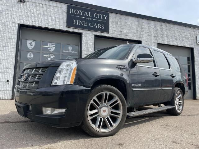 2012 Cadillac Escalade PREMIUM AWD // CLEAN CARFAX //AS-IS SPECI in Cars & Trucks in Guelph