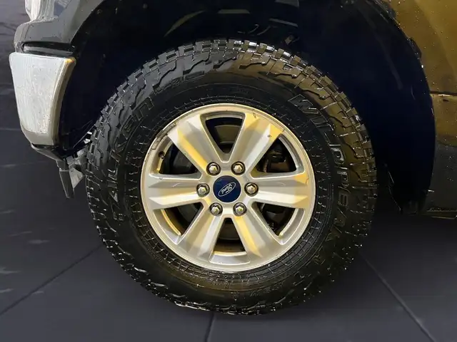 2019 Ford F-150 XLT 4WD SuperCrew 5.5' Box/ Bluetooth/ BackupCam in Cars & Trucks in Calgary - Image 17