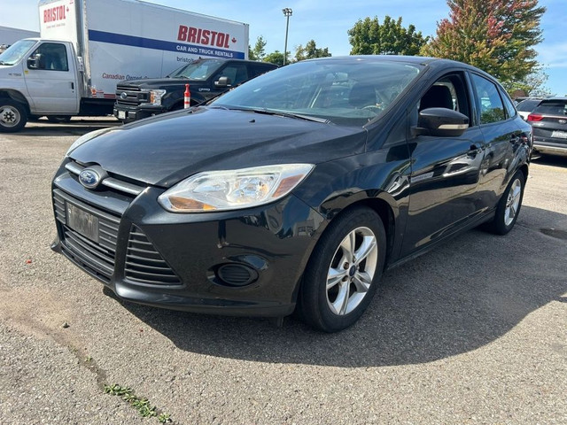 2013 FORD FOCUS SE | DEAL OF THE WEEK | LOW KM in Cars & Trucks in Barrie