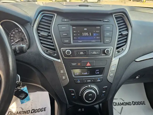 2018 HYUNDAI Santa Fe Sport SE dans Autos et camions dans Prince Albert - Image 14