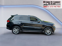 WE CAN GET YOU APPROVED ON THIS 2015 JEEP GRAND CHEROKEE SUMMIT 4X4 TODAY FEATURED OPTIONS -Skid Pla... (image 6)
