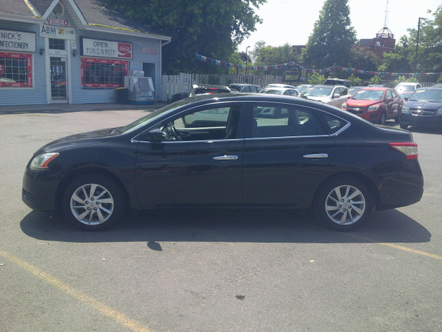 2015 Nissan Sentra SV with Only 155000 KM !!! in Cars & Trucks in Ottawa - Image 3