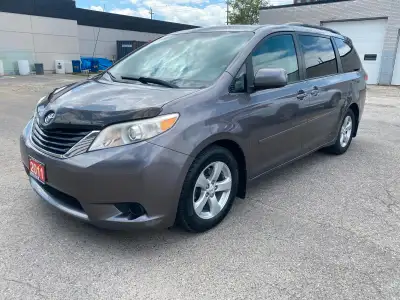 2011 TOYOTA SIENNA LE: THIS VERY CLEAN GREY ON GREY, LOW MILEAGE , 8 SEATER MINIVAN COMES WITH: CLEA...