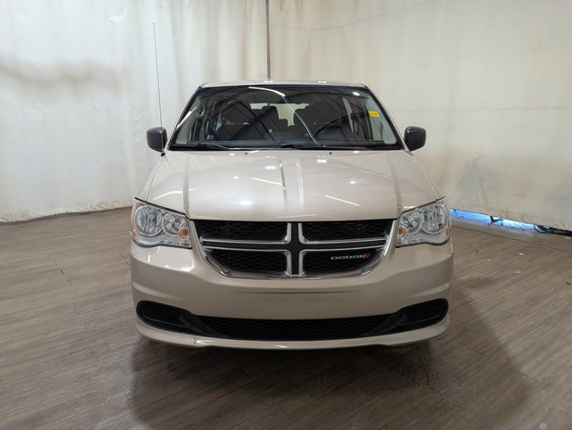 2016 Dodge Grand Caravan SE/SXT No Accidents in Cars & Trucks in Calgary - Image 3