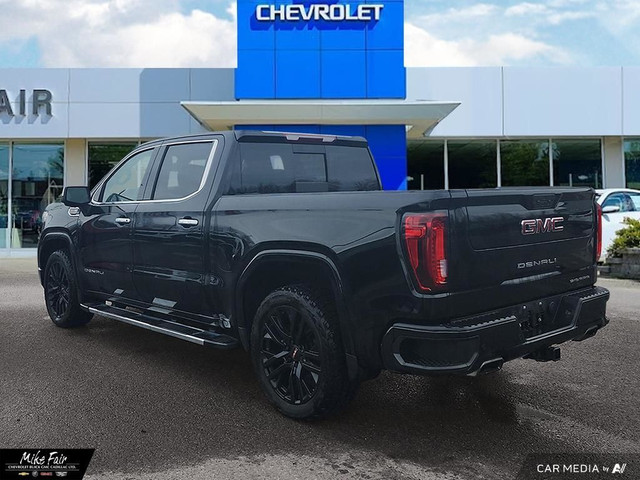 2021 GMC Sierra 1500 Denali power sunroof,keyless entry/start... in Cars & Trucks in Ottawa - Image 4