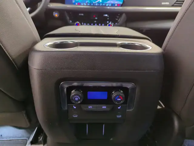 2025 Chevrolet Suburban High Country in Cars & Trucks in Dartmouth - Image 22