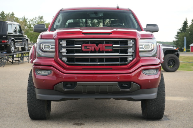 2018 GMC Sierra 1500 SLT in Cars & Trucks in Red Deer - Image 2